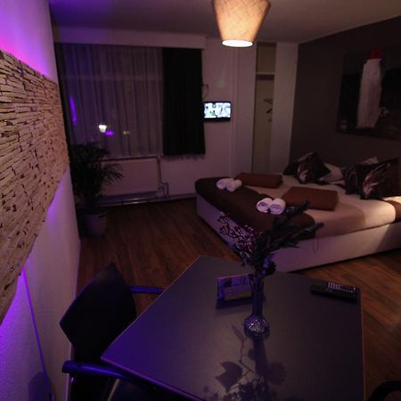 Het Wapen Van Pernis Hostel Luaran gambar